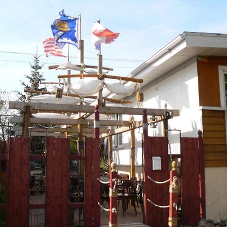 Bed and Breakfast L'Oasis Du Pirate Lévis Exterior foto